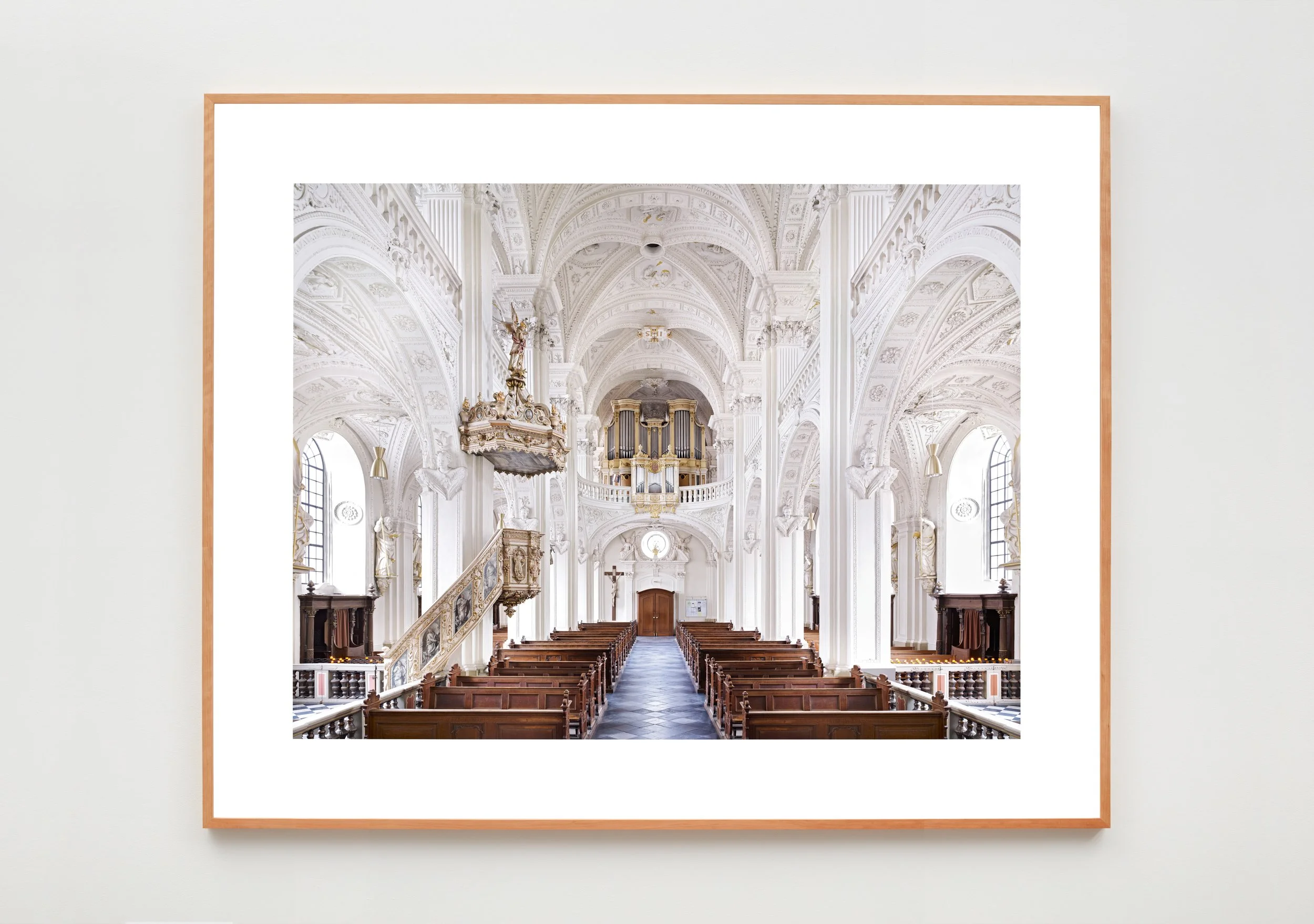Exhibition Review: Candida Höfer | Heaven on Earth — Musée Magazine